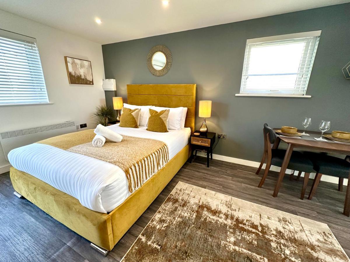 A Cozy Hideaway With Balcony - Close To Beach Bournemouth Esterno foto
