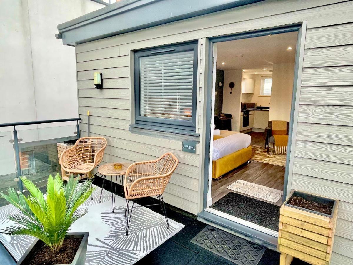 A Cozy Hideaway With Balcony - Close To Beach Bournemouth Esterno foto